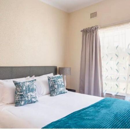 Blomtuin Sleep And Go Room Cape Town Exterior photo